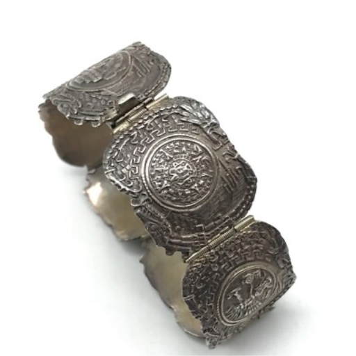 Why Choose Sterling Silver and Stainless Steel for Your Jewelry Collection?