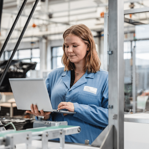 Emily R., Electronics Manufacturer