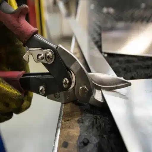 Best Way to Cut Stainless Steel Sheet_ A Complete Technical Guide