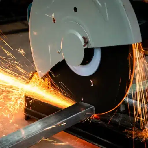 Cutting Stainless Steel Sheets: How to Cut Stainless Steel